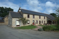 Ferme, les Aunays (Saint-Georges-de-Chesné fusionnée en Rives-du-Couesnon en 2019)