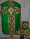 Ornement vert 1 : chasuble, bourse de corporal, étole, voile de calice, manipule