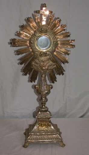 Ostensoir et sa boîte