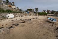 Stabilisation des terres par soutènement ou talutage (île-de-Batz)