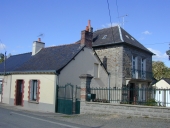 Café et maison, le Moulinet (Visseiche)