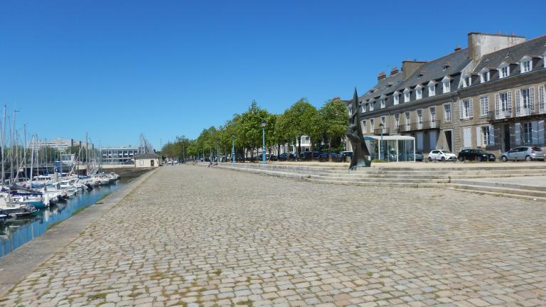 Quai des Indes et son front bâti (Lorient)