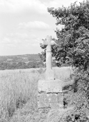 Les croix monumentales sur la commune de Loyat