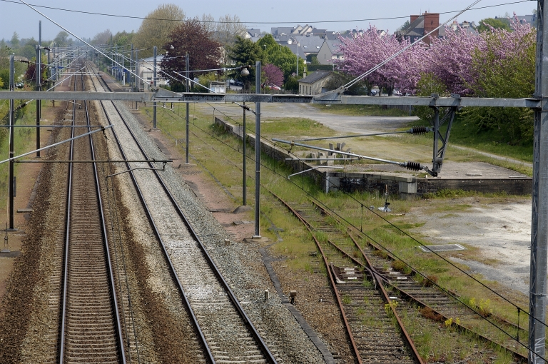 Voie ferrée Rennes-Vitré (section Noyal-sur-Vilaine)