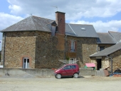 Maison, 13 rue de Montreuil (Feins)