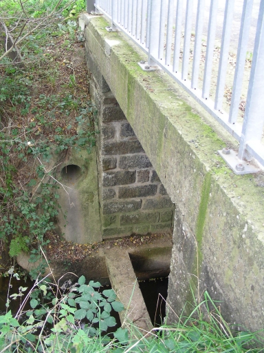 Pont, près du Porche (Miniac-Morvan)