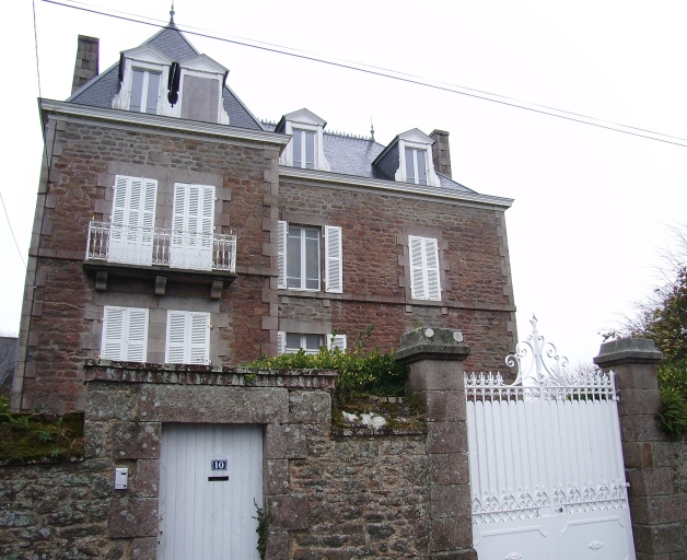 Maison de notable dite Villa du Plessix, 10 rue des Ecluses (Saint-Jacut-de-la-Mer)