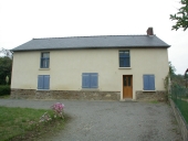 Ferme, rue de Châteaubriand (Guipel)