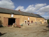 Alignement de trois maisons, la Polletière (Guipel)