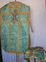 Ornement vert 1 : chasuble, étole, voile de calice