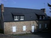 Maison, 16 place Ker Iliz (Trélévern)