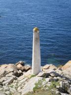 Alignement de deux amers, Grand Crom (Beuzec-Cap-Sizun)