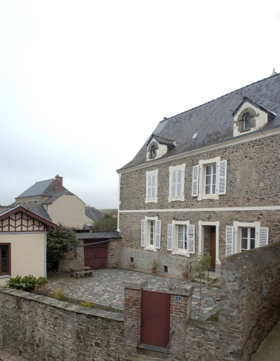 Maison de notable, 2 rue Saint-Méen (Gennes-sur-Seiche)