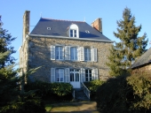Maison de notable, rue du Menhir (Cuguen)