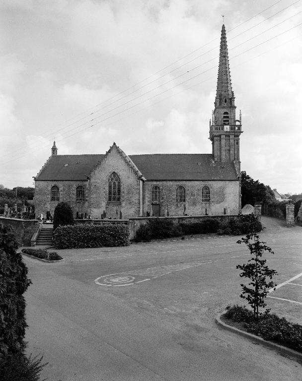 Église paroissiale Saint-Pierre (Plougar)