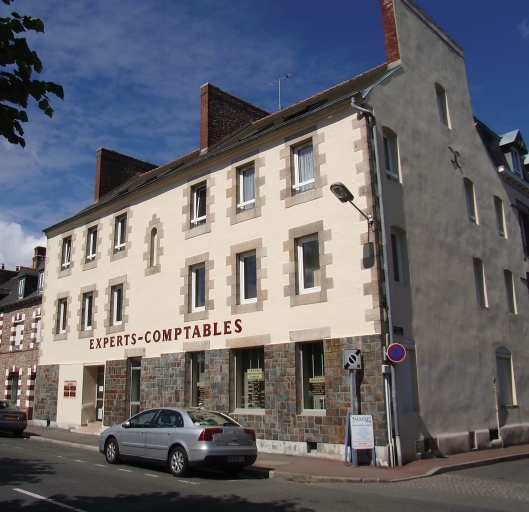 Ancien hôtel de voyageurs, rue Général de Gaulle (Paimpol)