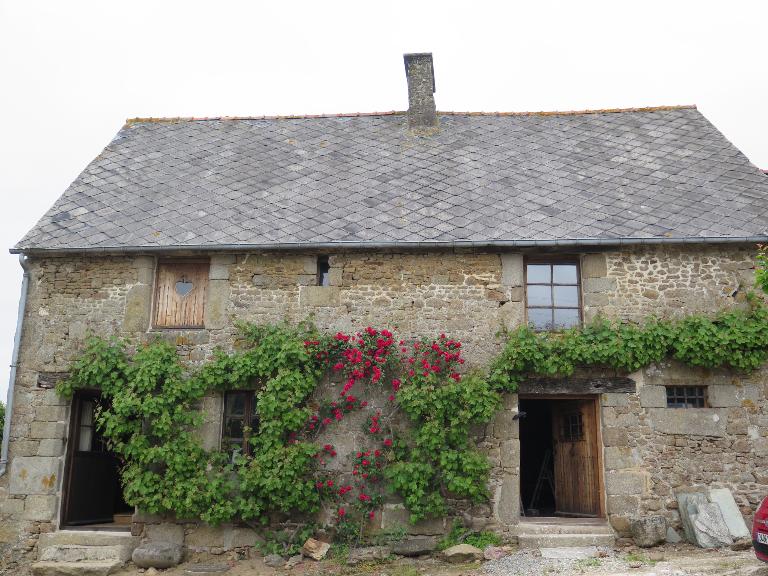Maison, Le Pont Adelé (Bazouges-la-Pérouse)