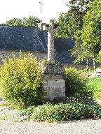 Croix de chemin, le Temple (Lizio)