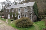 Ancien moulin, le Moulin du Squiriou (Berrien)