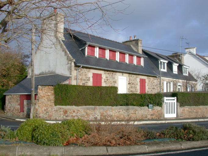 Maison, 108 rue des Frères Le Montreer (Perros-Guirec)