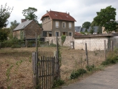 Maison, 19 rue des Rochers (Dingé)