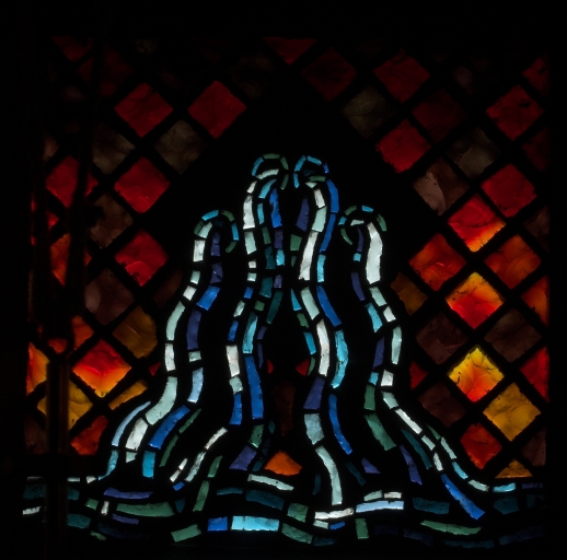 Ensemble des verrières figurées et décoratives de la chapelle des fonts (baies 1, 3, 5, 7, 9, 11)