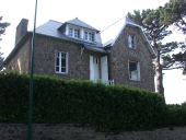 Maison, 13 rue de Port l'Epine (Trélévern)