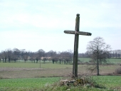 Croix de chemin, près du Pont Hue (Argentré-du-Plessis)