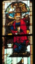 Verrières à personnages : saint Pierre, Christ en croix