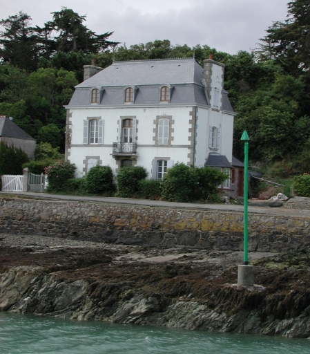 Maison de notable, 17 quai des Muriers, Dahouët (Pléneuf-Val-André)