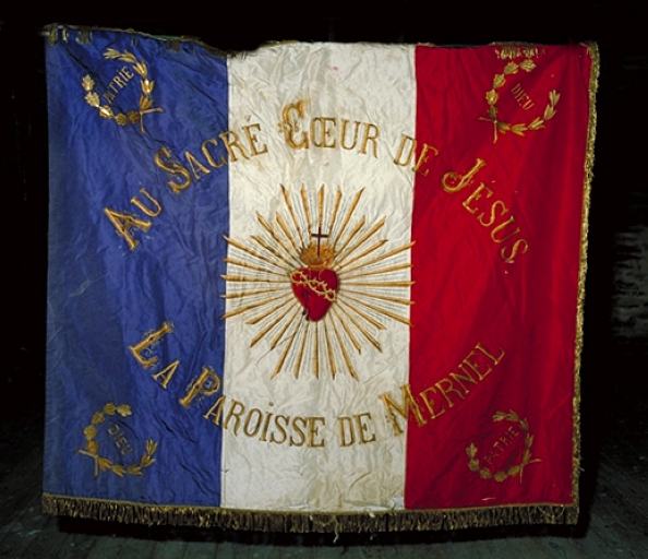 Drapeau : Au Sacré Coeur de Jésus