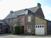 Alignement de deux maisons, 1, 2 impasse de Brocéliande (Maxent)