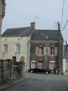 Maison, 10 rue de l'Eglise (Gennes-sur-Seiche)