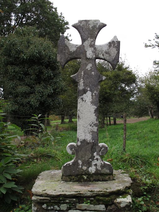 Les croix monumentales du canton de Rochefort-en-Terre
