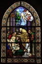 Ensemble des 9 verrières à personnages des baies 1, 3, 4, 6 à 8, 10, 12, 00 : ND de Lourdes, Communion de saint Jérome, Résurrection de Lazare, Christ au mont des Oliviers, Christ préchant, Laissez venir à moi les petits enfants, Jésus et la Samaritaine