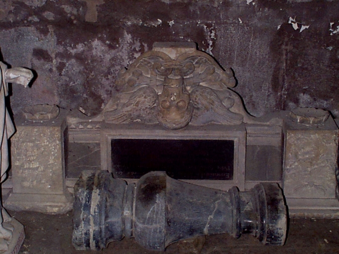 Cénotaphe de Mgr Antoine de Révol