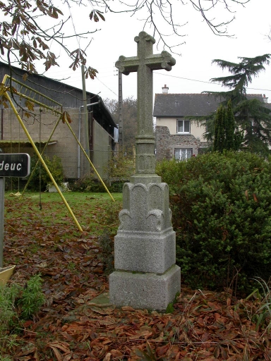 Croix de chemin, Caradeuc (Saint-Gondran)