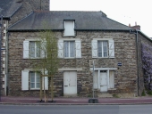Ancienne maison à boutique (?), 53, 55 rue Nationale (Plélan-le-Grand)