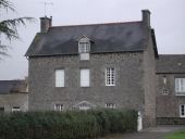 Ancienne ferme (?) (Bonnemain)