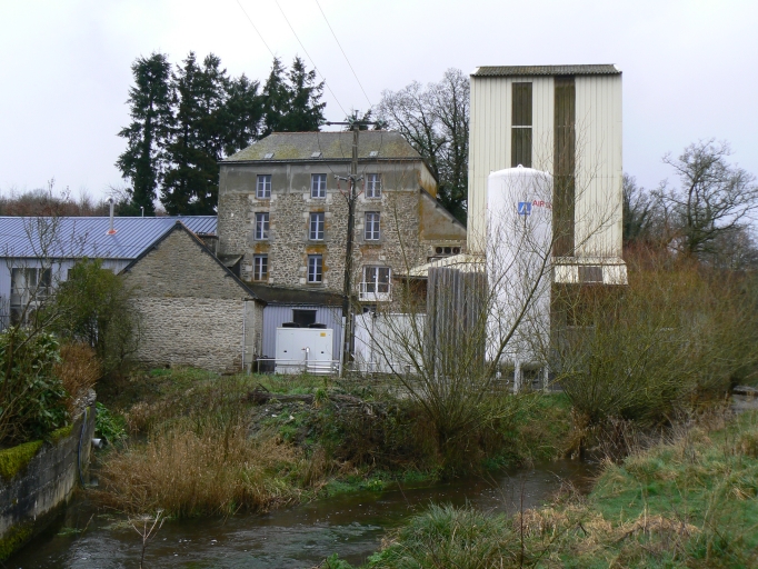Moulin à farine, puis minoterie de Conan (Plounévez-Quintin)