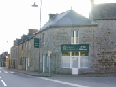 Magasin de commerce, rue Châteaubriand (Meillac)