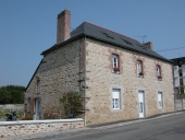 Maison, 28 rue du Champ Trinquant (Bais)