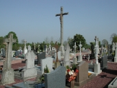 Cimetière, rue de Bel-Air (La Chapelle-Thouarault)