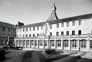 Séminaire dit Grand Séminaire, anciennement couvent des Capucins, puis couvent d'Ursulines ; actuellement Maison du Diocèse,rue Monseigneur Tréhiou (Vannes)