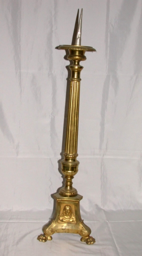 Série de 4 chandeliers d'autel