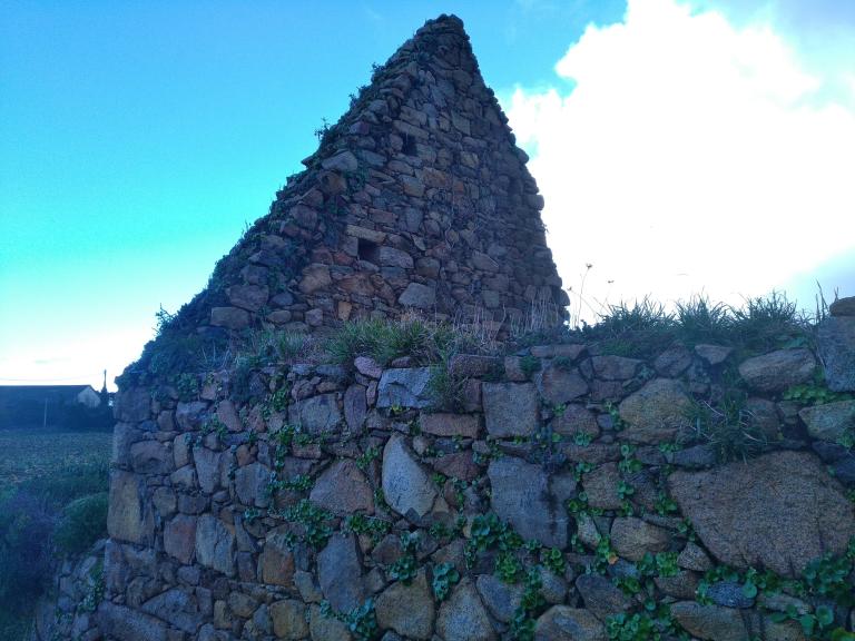 Les toits en tuiles anglaises du Trégor-Goëlo