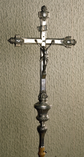 Croix de procession (Dolo fusionnée en Jugon-les-Lacs - Commune nouvelle en 2016)