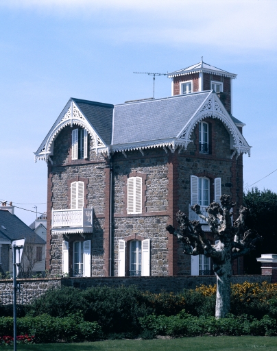Maison dite Villa le Chalet, 56 boulevard Douville (Saint-Malo)