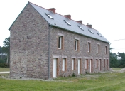 Logements d'ouvriers des carrières de grès rose de Fréhel : logements de carriers n° 4, la Carquois (Fréhel)