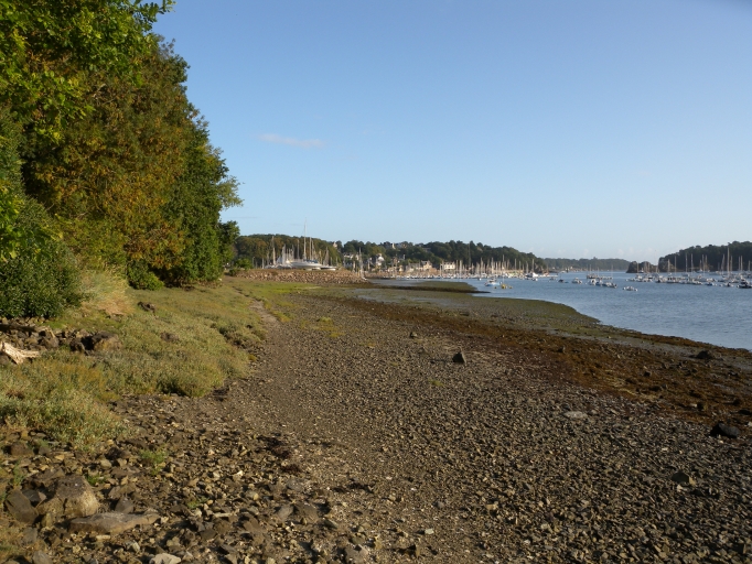 Avant-port : le Prostern, la Cale (Lézardrieux)
